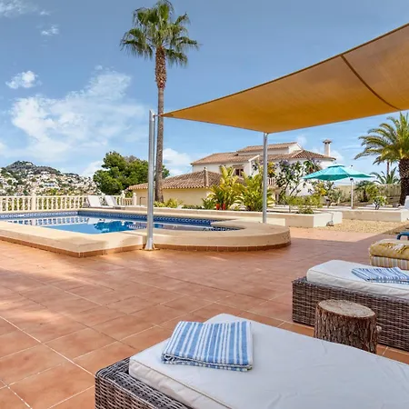 Casa Libralarge Family Sleeps Up To 12 Holiday home *