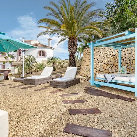 Casa Libralarge Family Sleeps Up To 12 Holiday home *